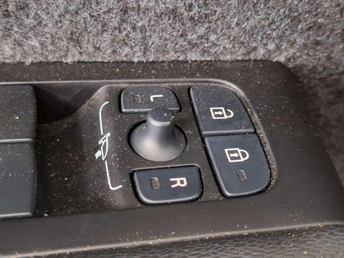 Volvo XC40 1.5 T4 Recharge Inscription |Stoelverwarming|Pano|H&K|