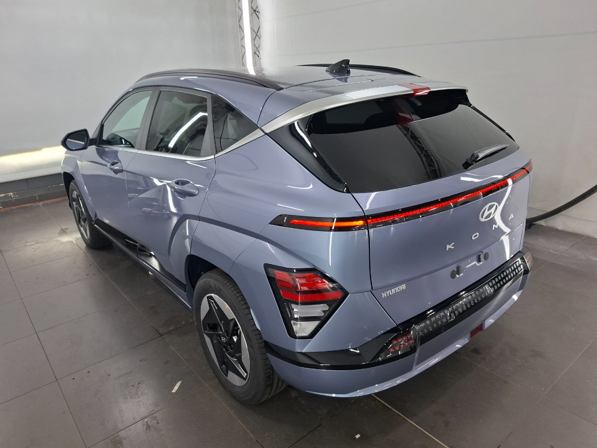 Hyundai Kona Comfort smart 48.4 KWH