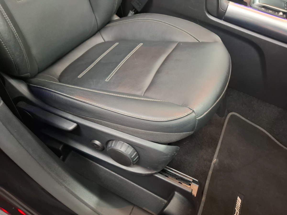 Mercedes-Benz GLA Klasse 250 e Bussiness Solution AMG Pano Sfeer Leder Night Pakket