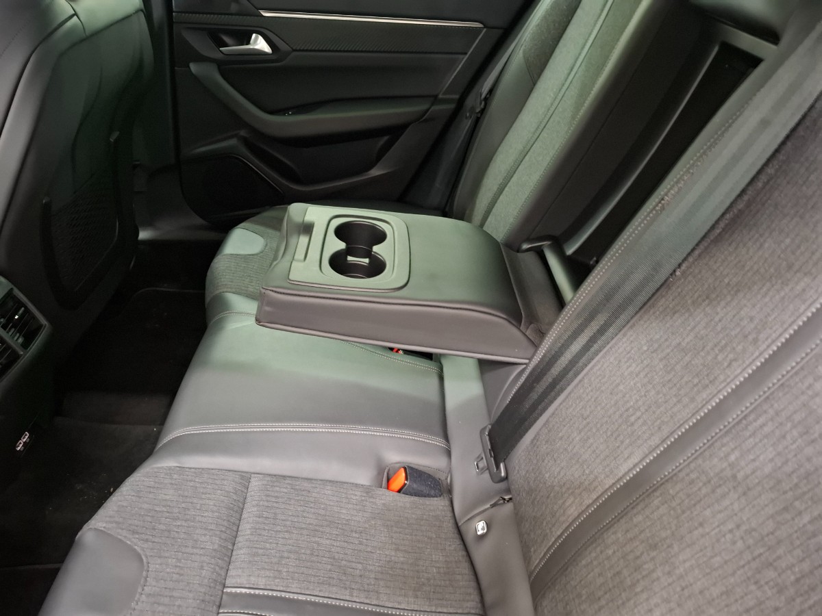 Peugeot 508 SW 1.6 PureTech Blue Lease Allure 180PK Trekhaak