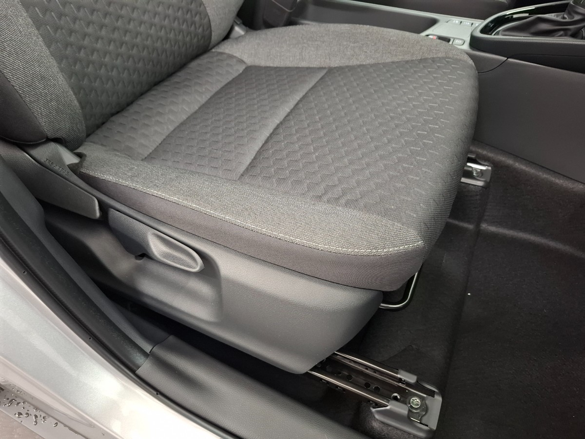 Toyota Yaris Cross 1.5 130PK Hybrid Teamplayer Winterpack Safetypack Navi Adaptief