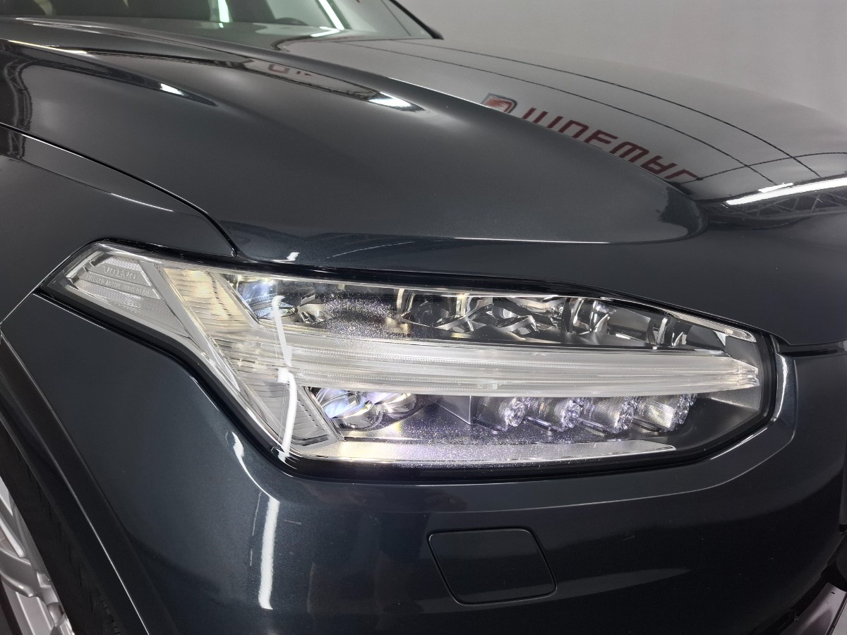 Volvo XC90 2.0 T8 Twin Engine AWD Pano Luchtvering Trekhaak 7P Leder ACC Stoelverwarming