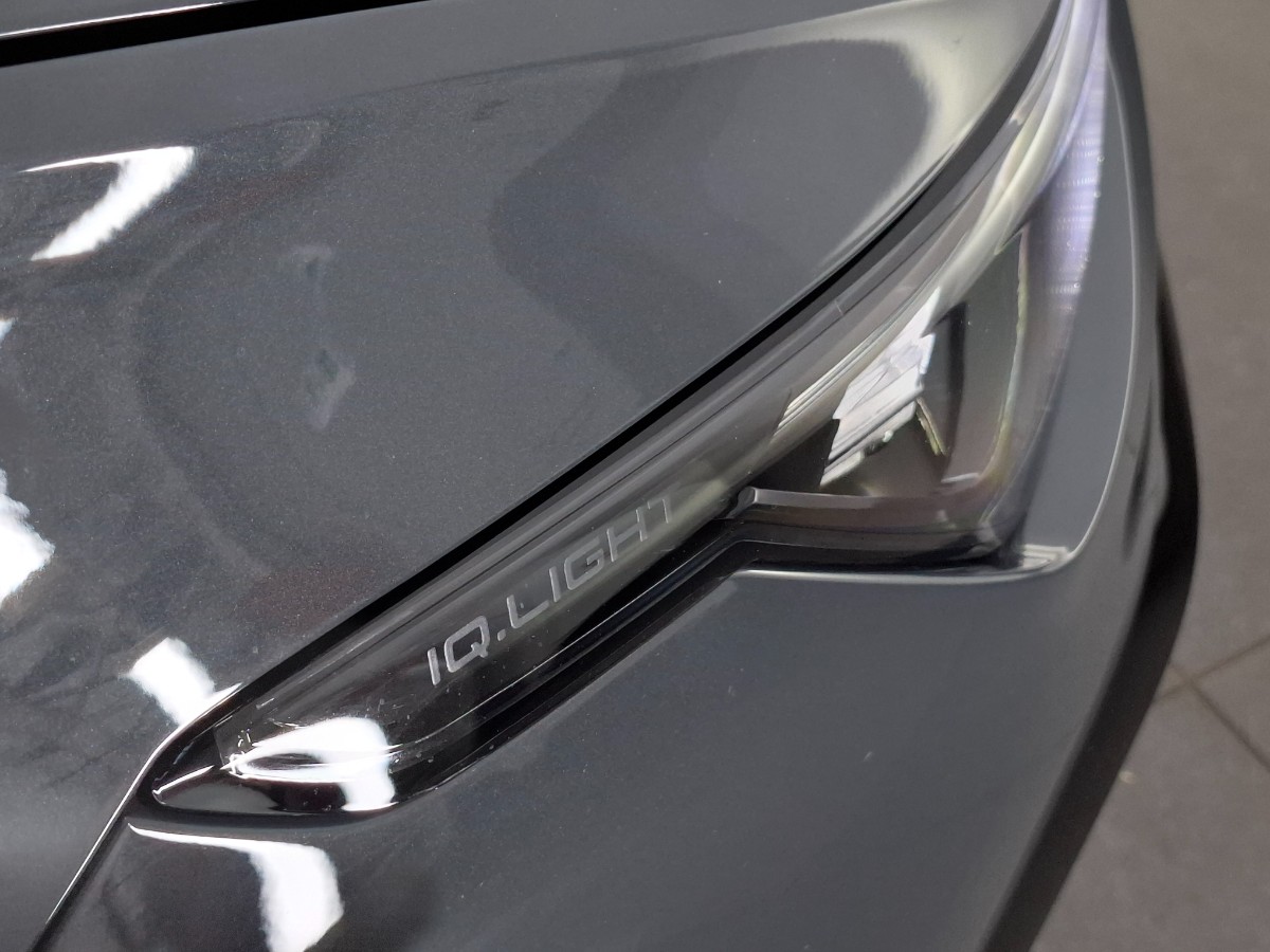 Volkswagen Golf VIII 1,5 eTSI 150PK DSG R-Line +