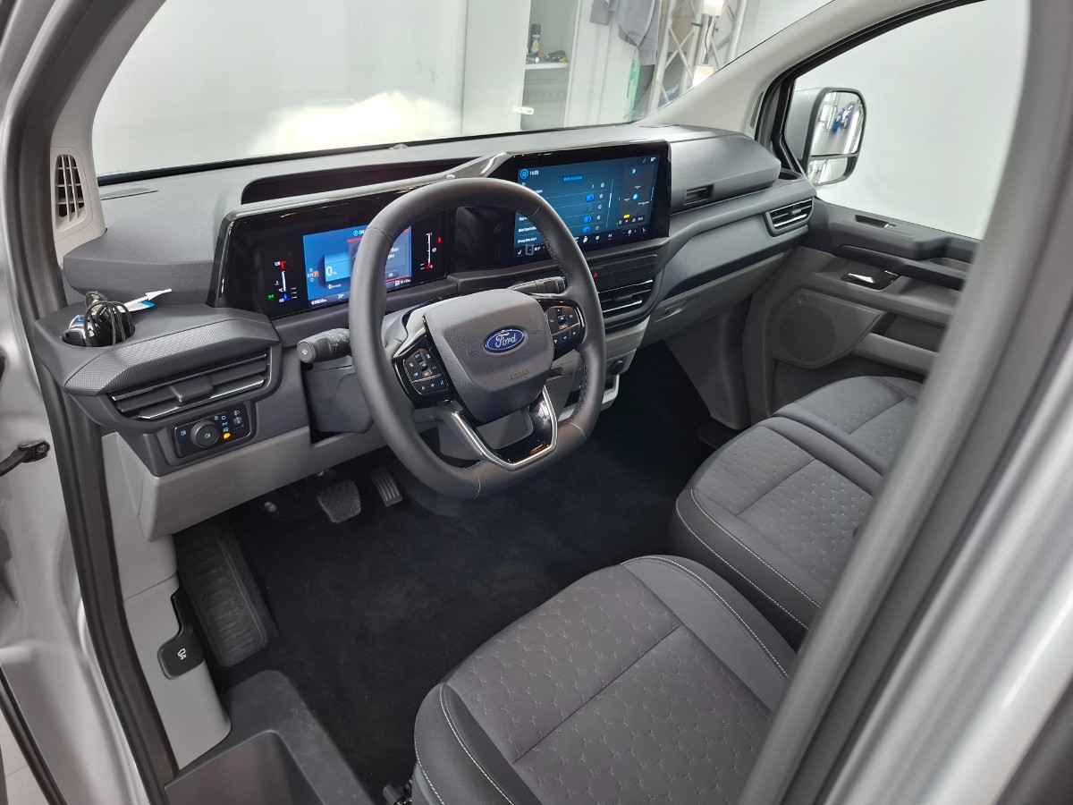 Ford Transit Custom Kombi 340 2.5 PHEV 233PK L2H1 Limited | Moondust Silver