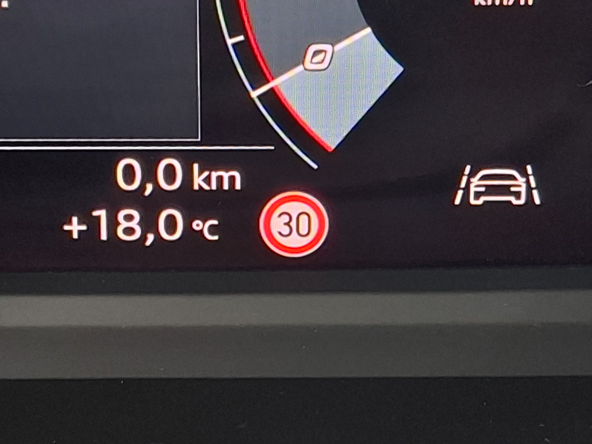 Audi A3 Sportback 35 TFSI S tronic Business edition 5D 110kW