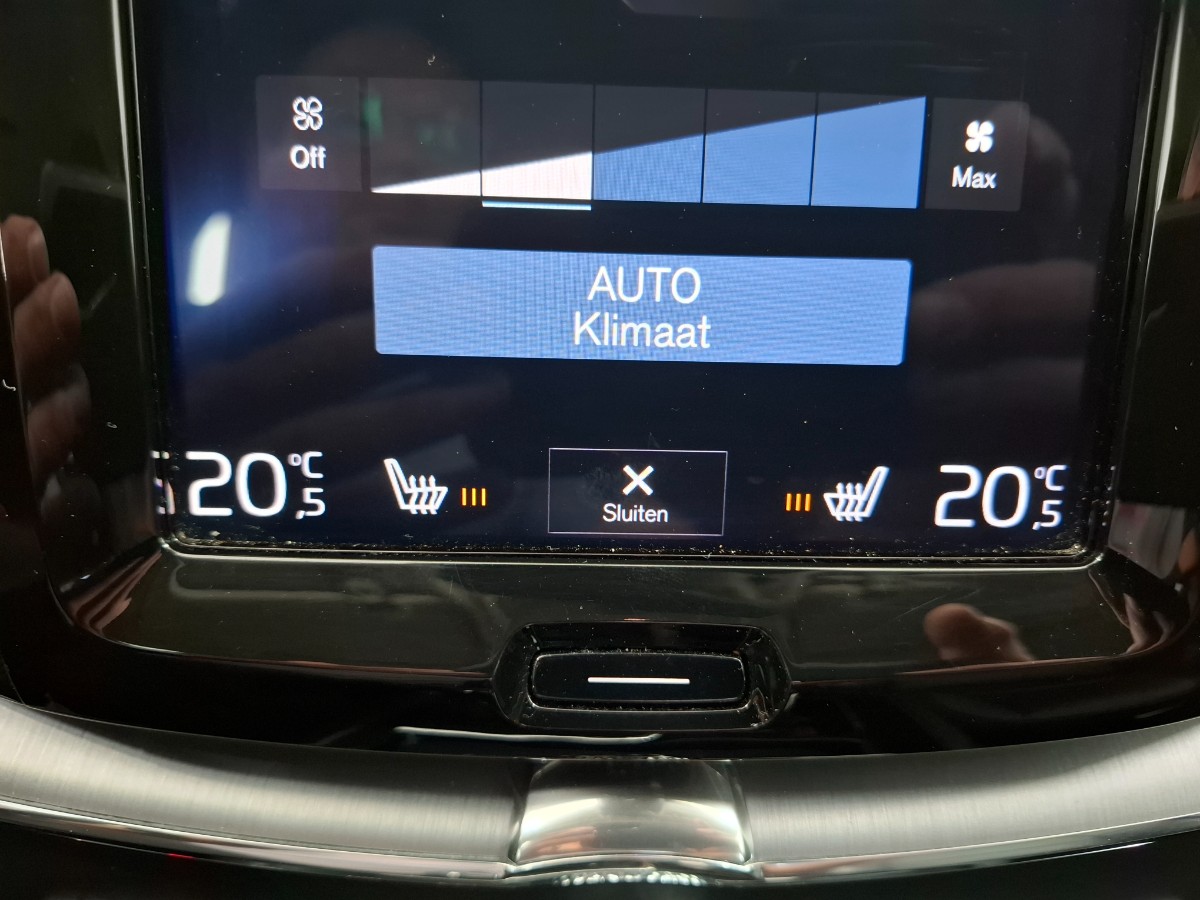 Volvo XC60 2.0 T5 Momentum