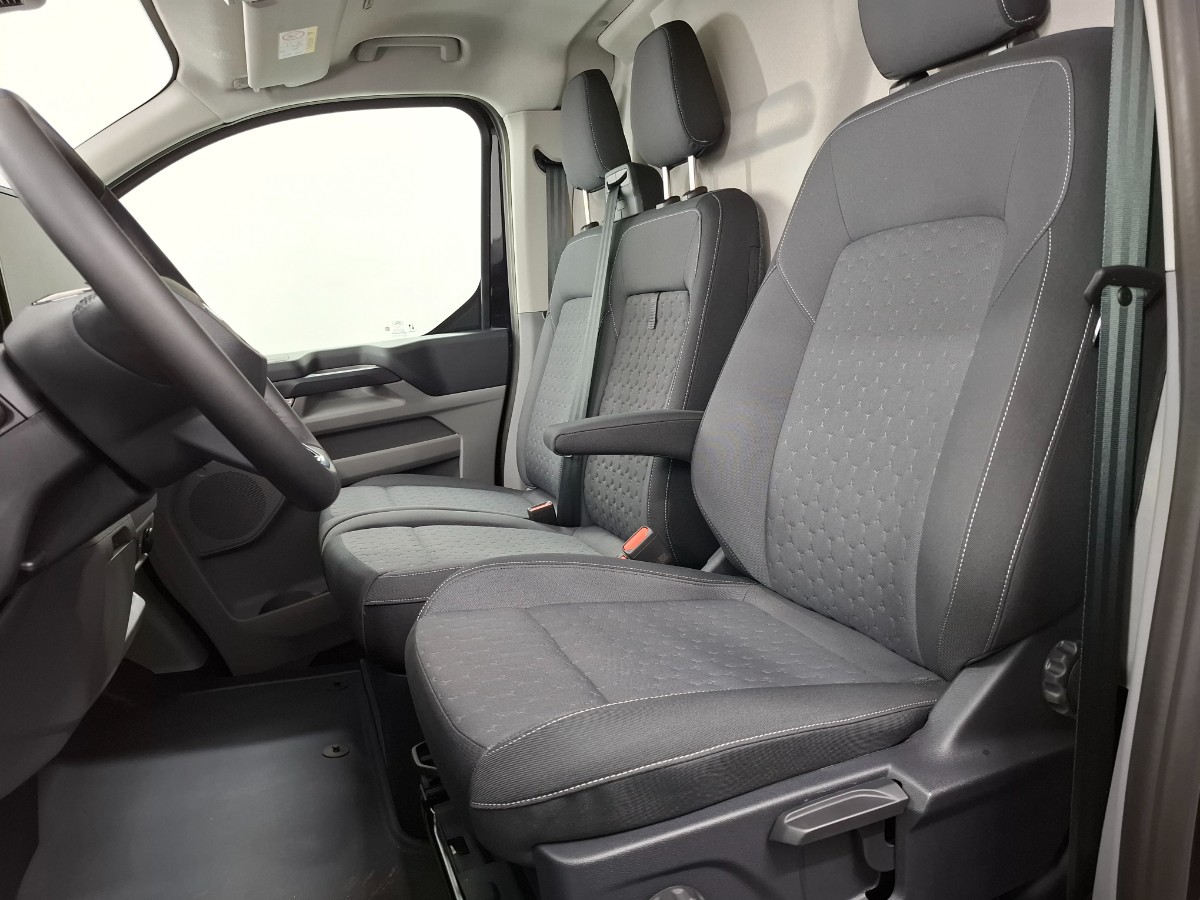 Ford Transit Custom 320 2.0 TDCI L2H1 Limited