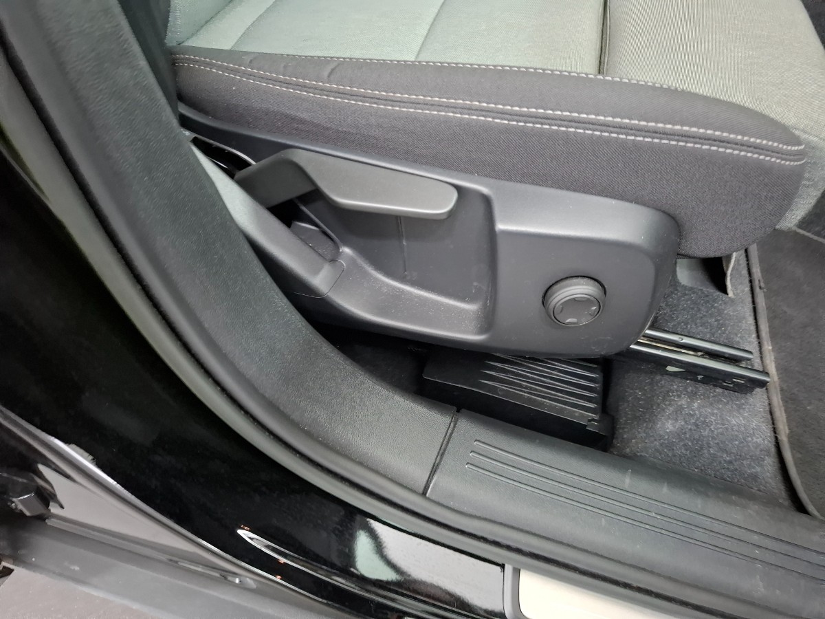 Volvo XC40 1.5 T4 Recharge Core Facelift