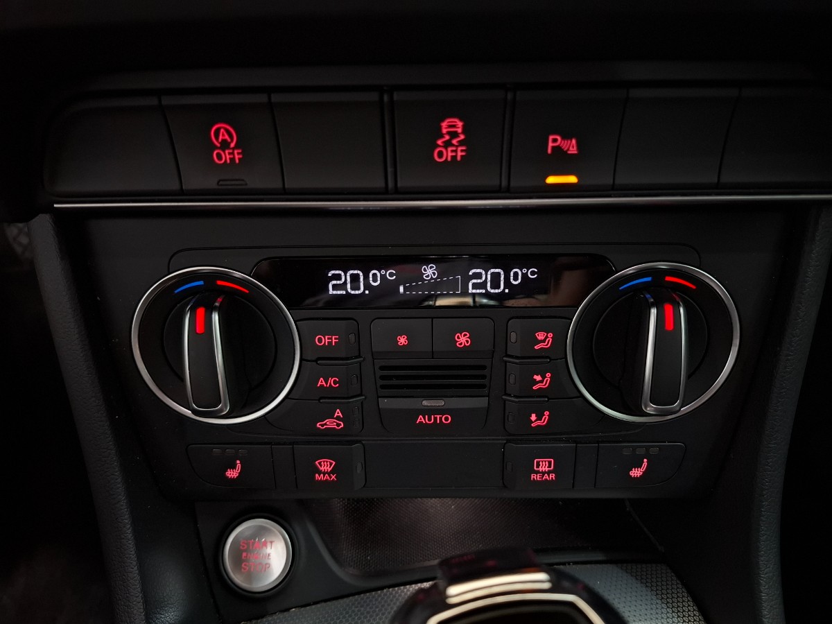 Audi Q3 1.4 TFSI CoD AUT Design Pro Line Plus Clima Stoelverwarming