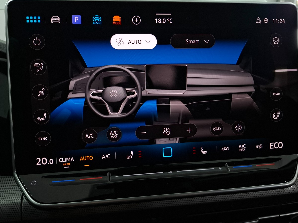 Volkswagen Golf Style 1.5 TSI eHybrid DSG | IQ LIGHT | LMV 18 Catania | Winterpakket | PURE WHITE