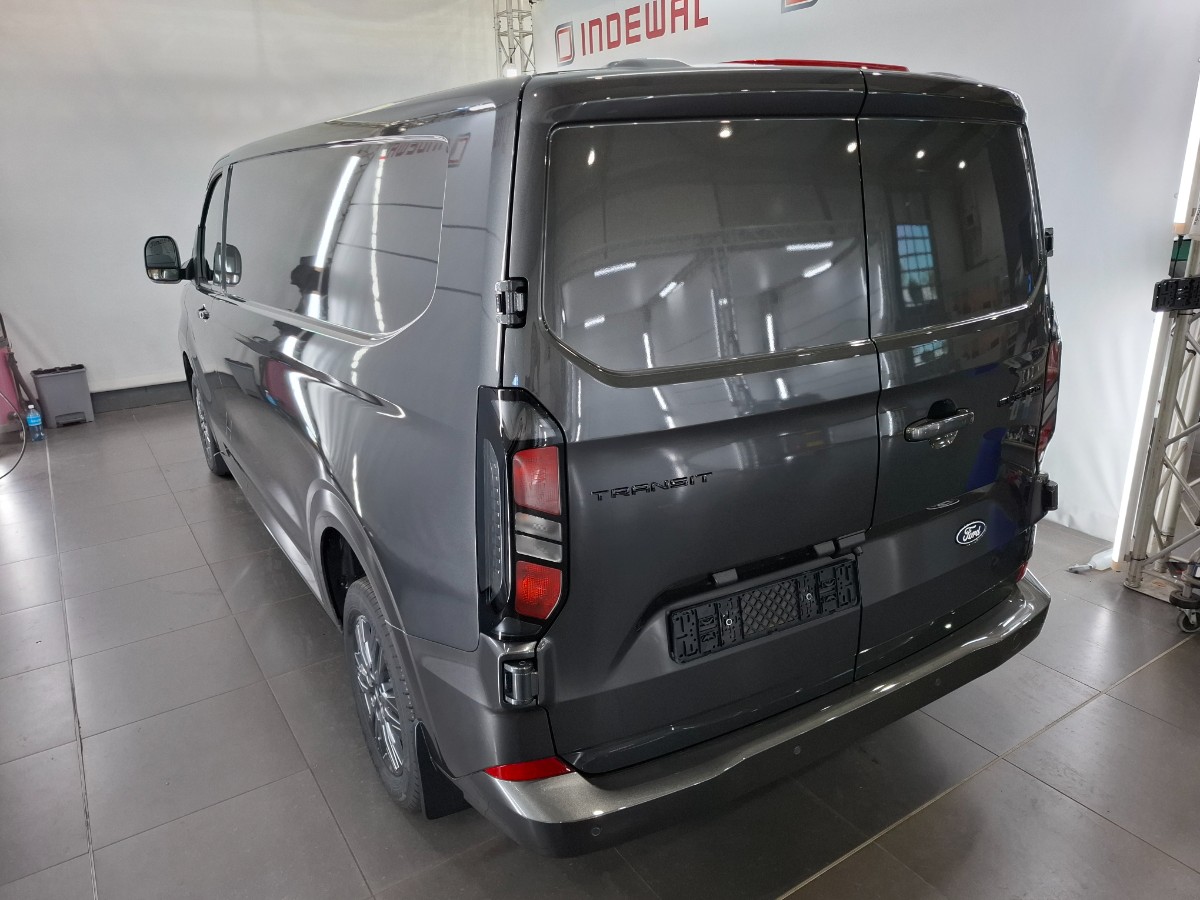 Ford Transit Custom 320 2.0 TDCI L2H1 Limited