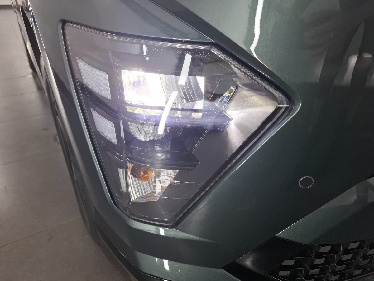 Hyundai Kona Comfort 65.4 KWH