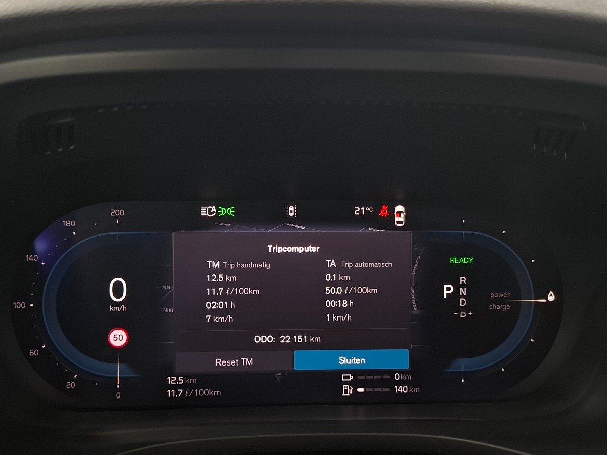 Volvo XC60 2.0 T6 Plug-in hybrid AWD Ultimate Black Edition Panoramadak
