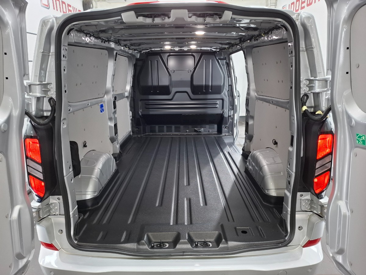 Ford Transit Custom 320 2.0 TDCI L2H1 Limited