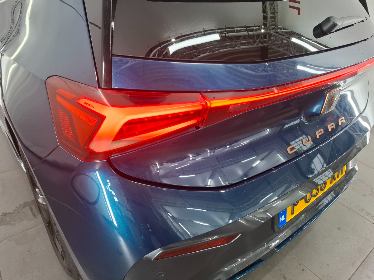 CUPRA Born Adrenaline One 62 kWh