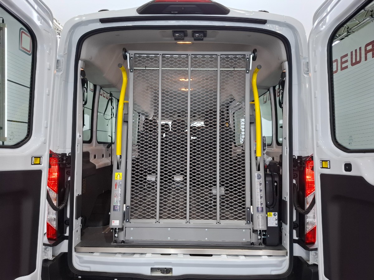 Ford Transit L3H2