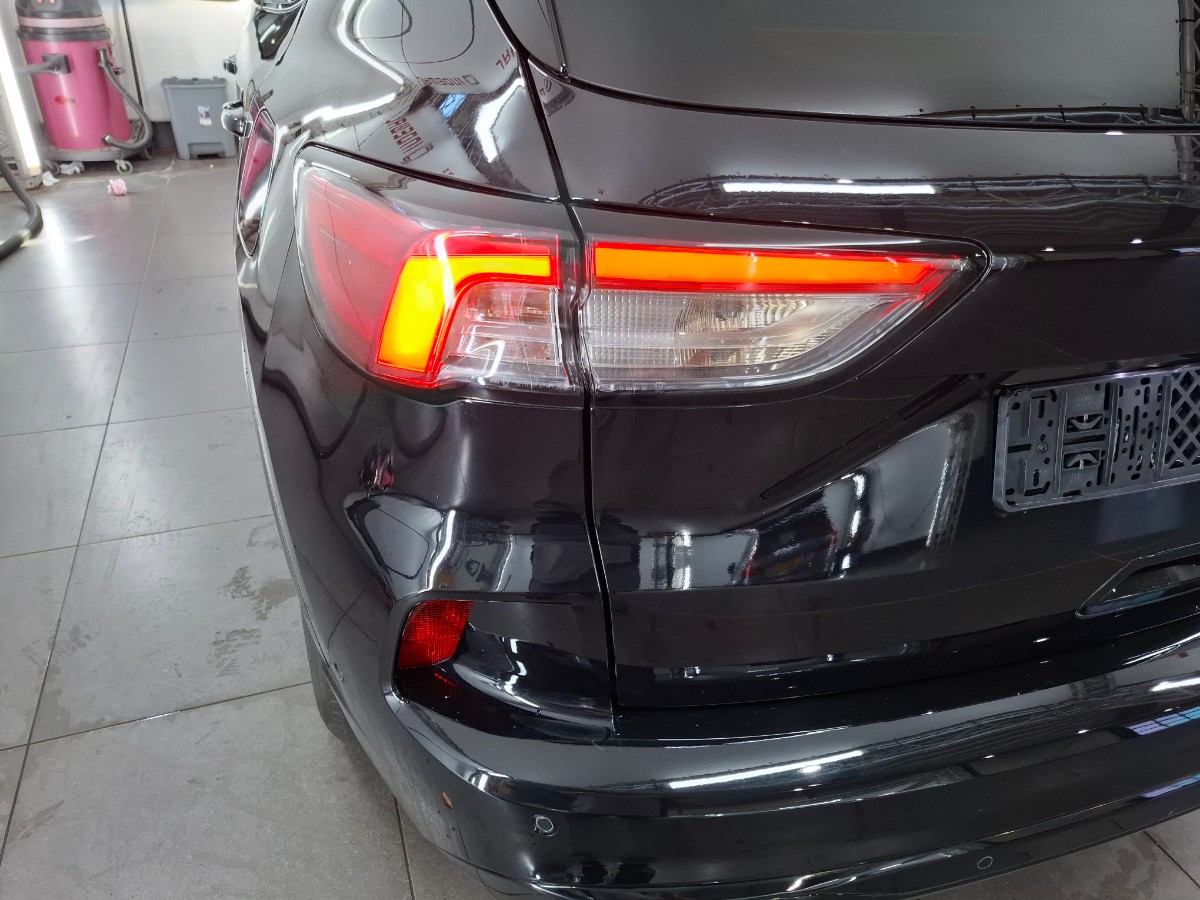Ford Kuga 2.5 DURATEC 225CH PHEV VIGNALE BVA