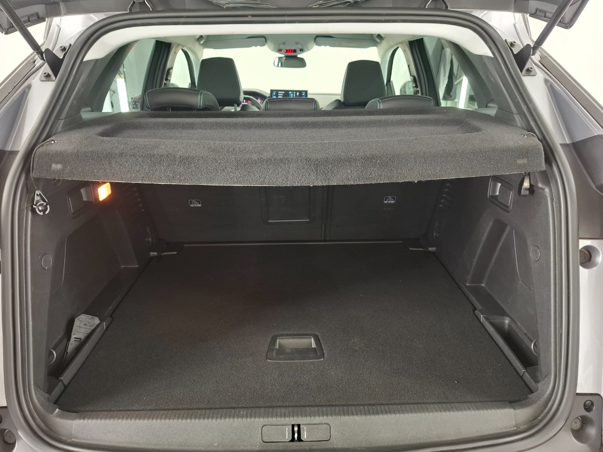 Peugeot 3008 1.2 Puretech 130 PK AUT Allure Pack Virtual Navi Camera