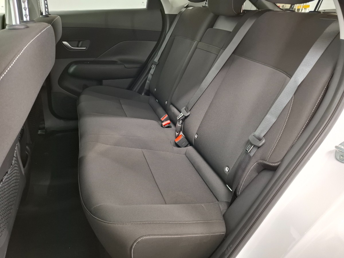 Hyundai Kona Comfort smart 48.4 KWH