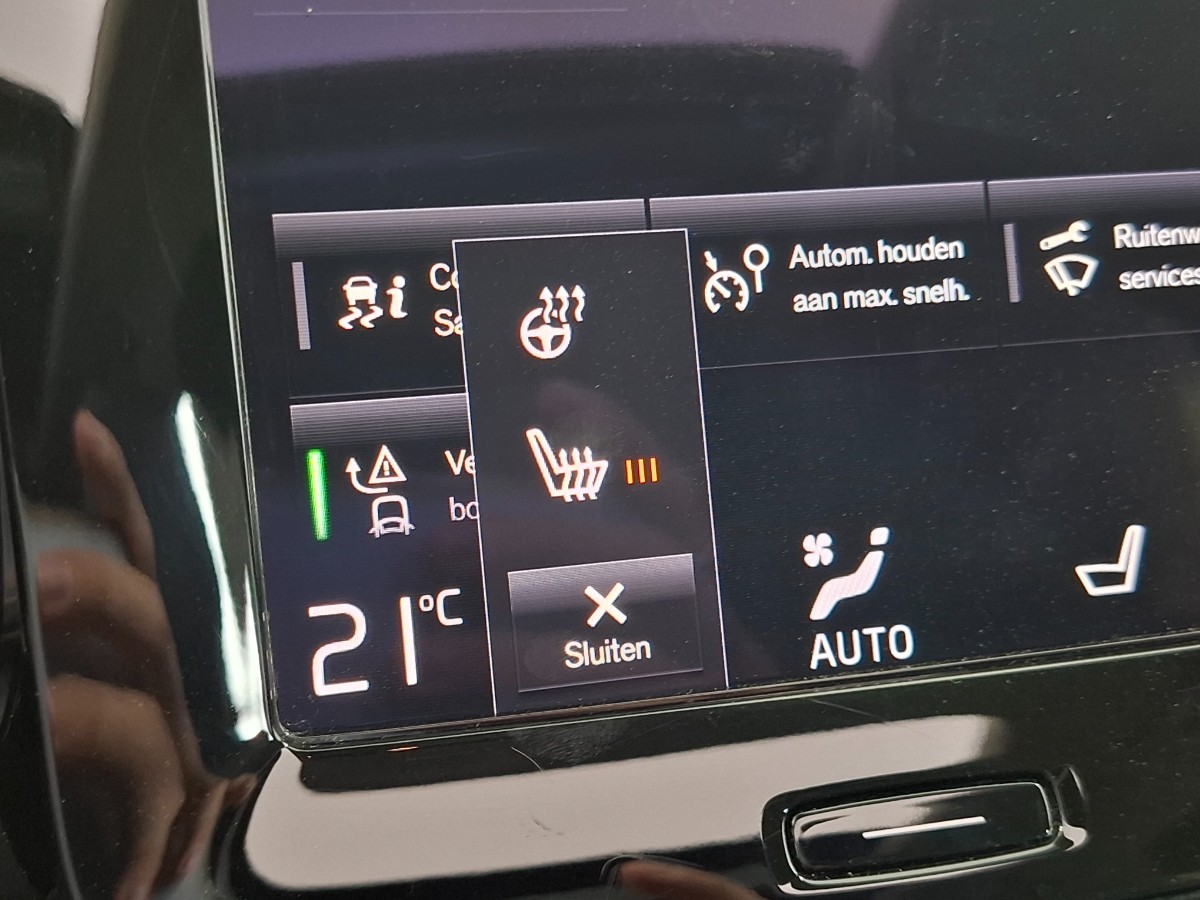 Volvo XC40 1.5 T4 Recharge Inscription |Stoelverwarming|Pano|H&K|