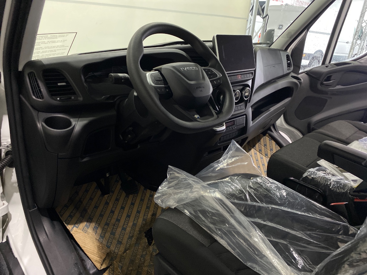 Iveco Daily NW MODEL | 40C18 3.0 Automaat Bakwagen met Laadklep