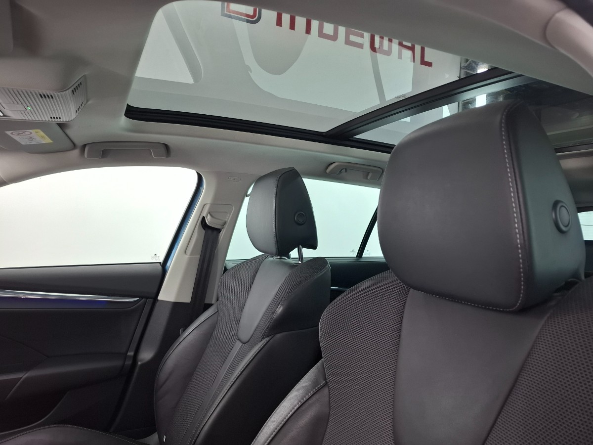 Skoda Octavia Combi 1.4 TSI iV PHEV Business Edition Plus