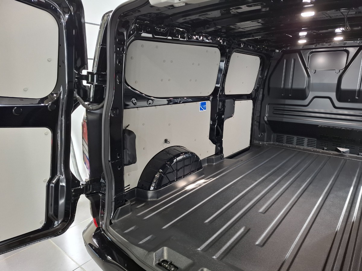 Ford Transit Custom 320 2.0 TDCI L2H1 Limited