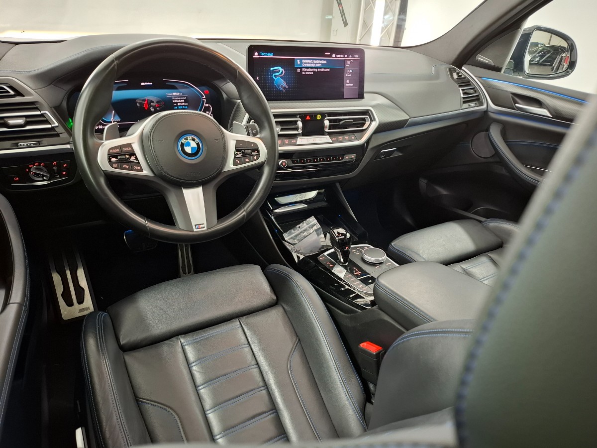 BMW X3 xDrive30e 292PK High Executive M-Sport Pano Schaalstoelen Head-up Harman Kardon