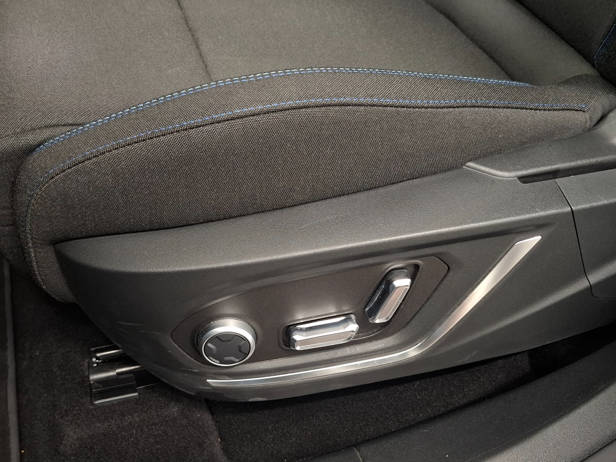 Lynk & CO 01 1.5 PHEV 261CH DCTH