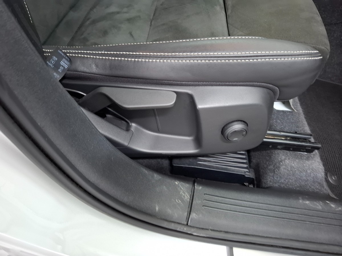 Volvo XC40 1.5 T4 Recharge R-Design