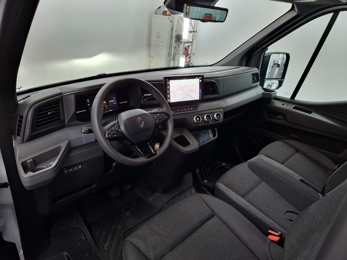 Renault Master GB L2H2 T35 E-Tech 140 pk long range extra