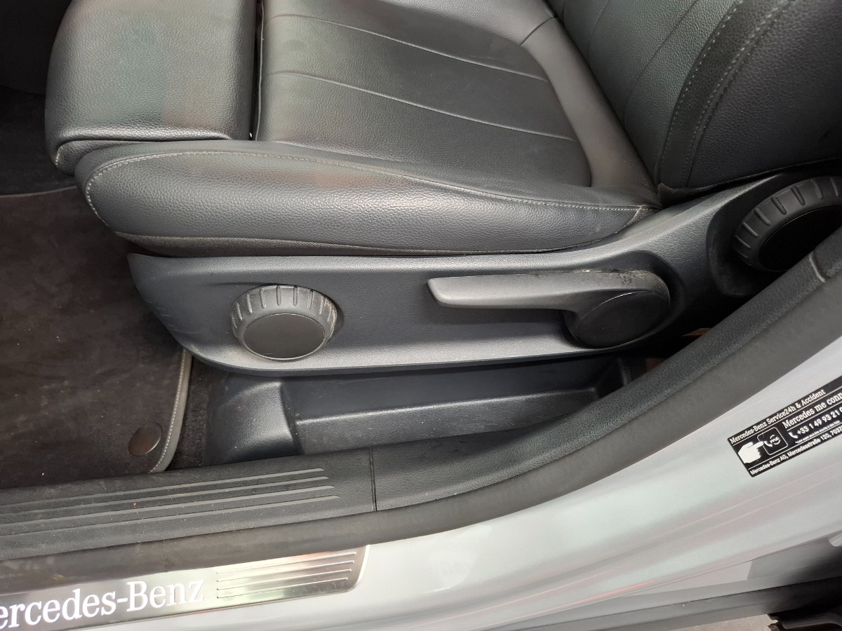 Mercedes-Benz GLA 1.3 GLA 250 e BUSINESS LINE DCT