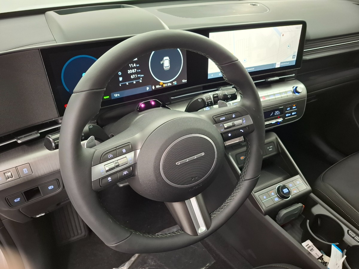 Hyundai Kona Comfort smart 48.4 KWH ACC HUD Stoelverwarming