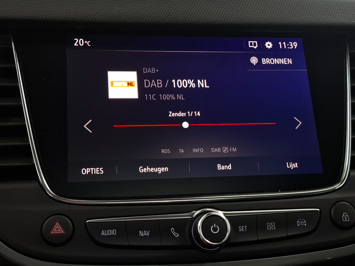 Opel Crossland X 1.2 Turbo Elegance