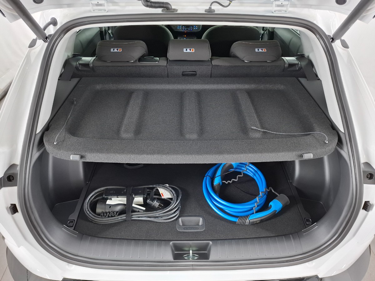 Hyundai Kona Comfort smart 48.4 KWH