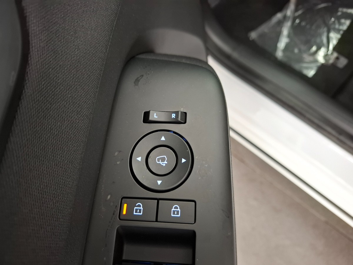 Hyundai Kona Comfort smart 65.4 KWH
