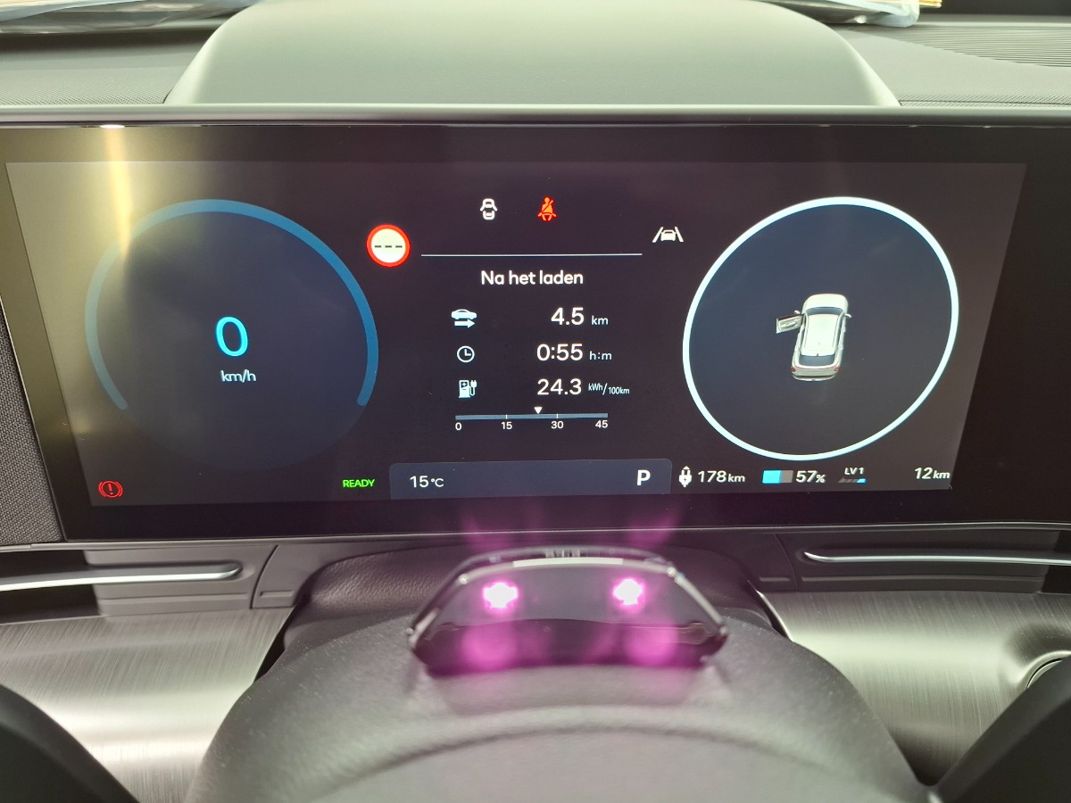 Hyundai Kona Comfort smart 48.4 KWH