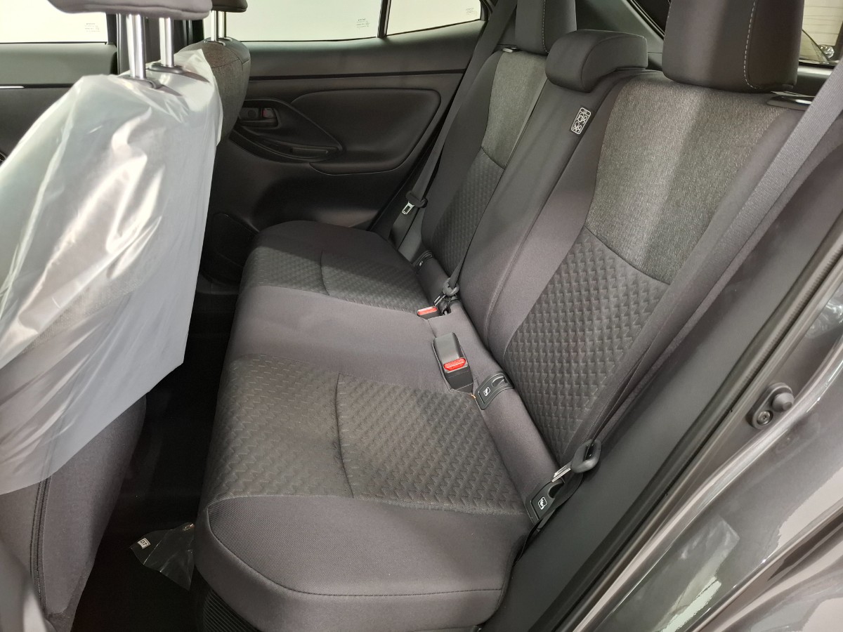 Toyota Yaris Cross 130pk teamplayer + winter + safety