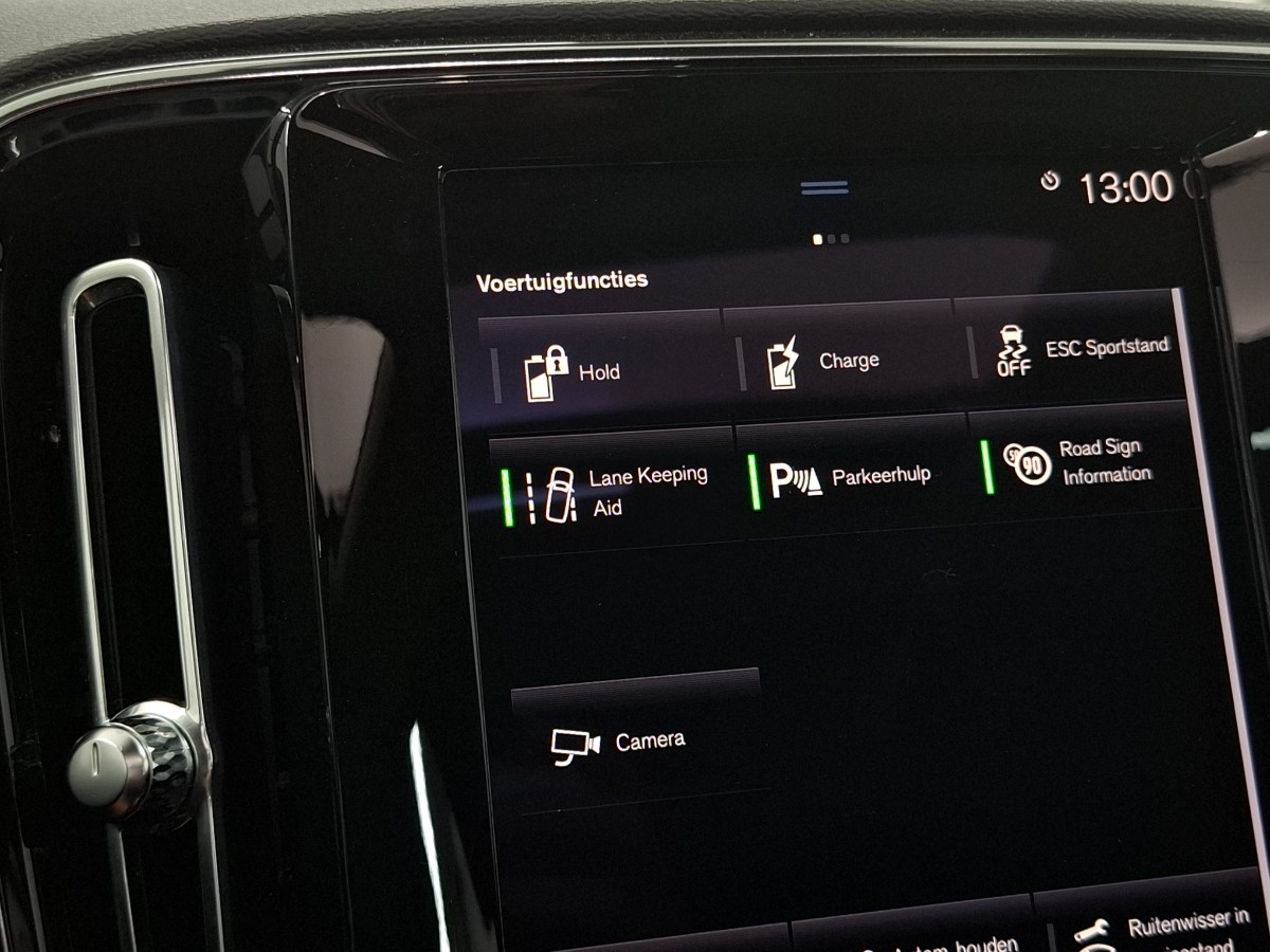 Volvo XC40 1.5 T4 Recharge Inscription |Stoelverwarming|Pano|H&K|