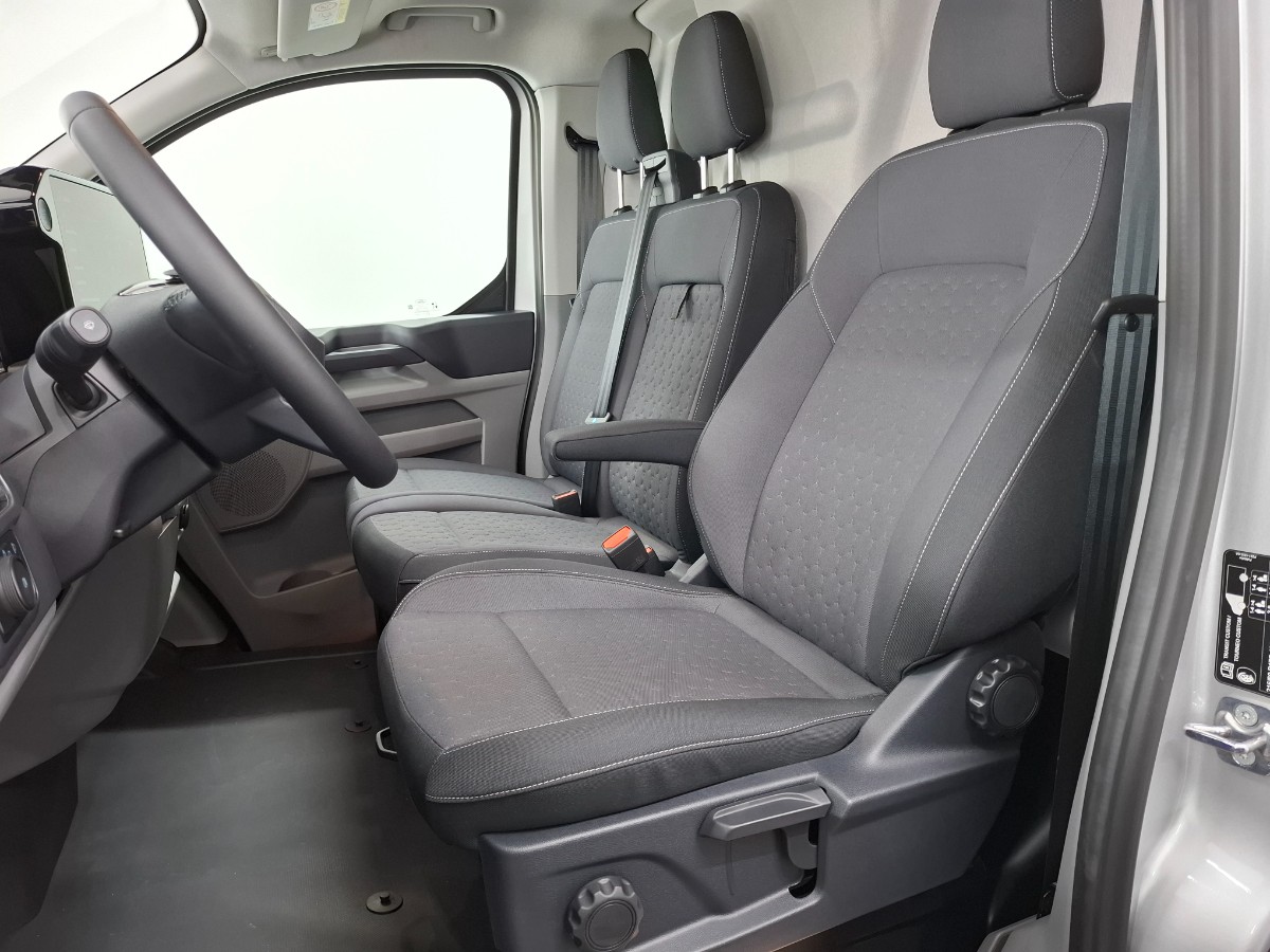 Ford Transit Custom 320 2.0 TDCI L2H1 Limited