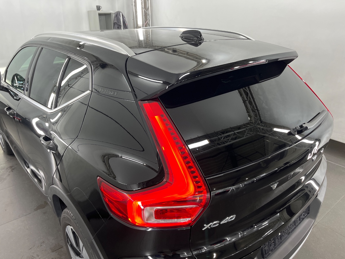 Volvo XC40 T4 RECHARGE PLUG-IN AUTO CORE