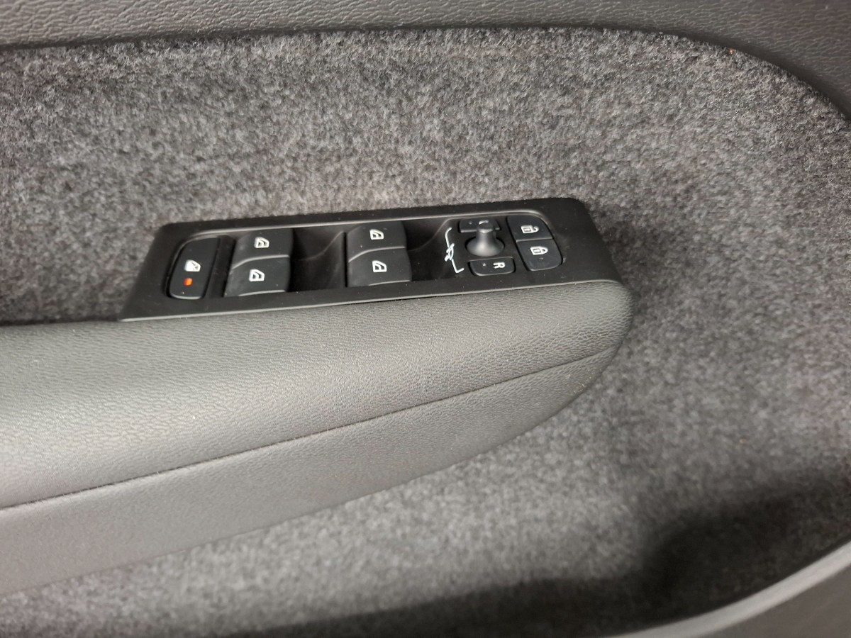 Volvo XC40 1.5 T4 Recharge R-Design