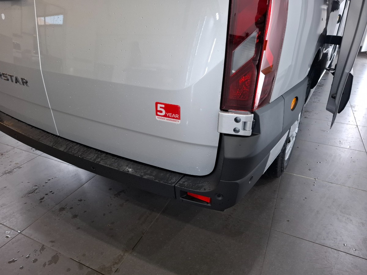 Nissan Interstar VAN MY24 dCi 150 L3H2 3.5T TEKNA | Zilvergrijs | 5 JR. Garantie