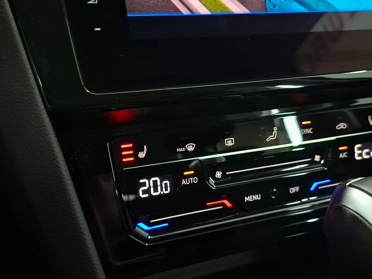 Volkswagen Passat Variant 1.4 tsi business GTE, IQ led, virtual, winterpakket