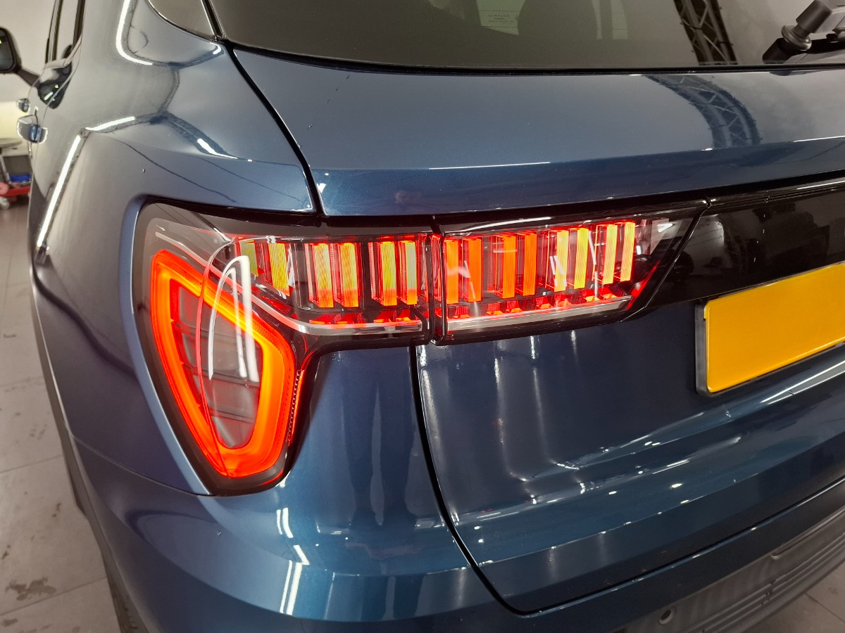 Lynk & CO 01 1.5 PHEV 261CH DCTH