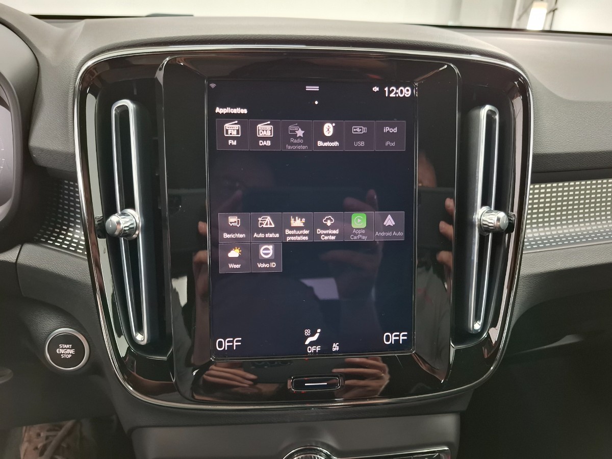 Volvo XC40 1.5 T4 Recharge R-Design