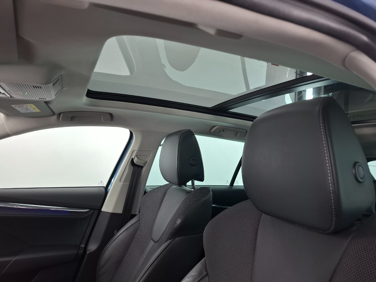 Skoda Octavia Combi 1.4 TSI iV PHEV Business Edition Plus