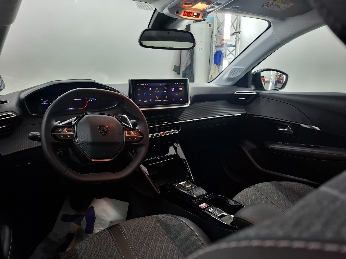 Peugeot 208 Hybrid 100 e-DCS6 Allure Selenium Virtual Camera Stoelverwarming