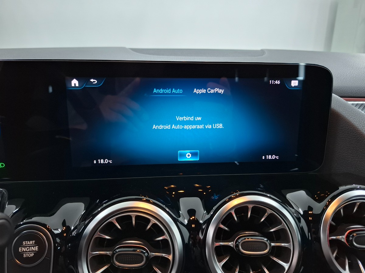 Mercedes-Benz GLA-klasse 250 e Business Solution AMG Sfeerverlichting Trekhaak 360 Cam