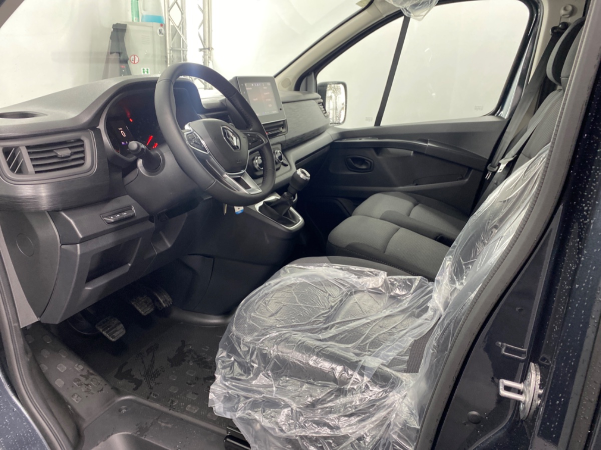 Renault Trafic 2.0 Blue dCi 110 T30 L2H1 Advance | Gris Comete | Trekhaak Rswiel